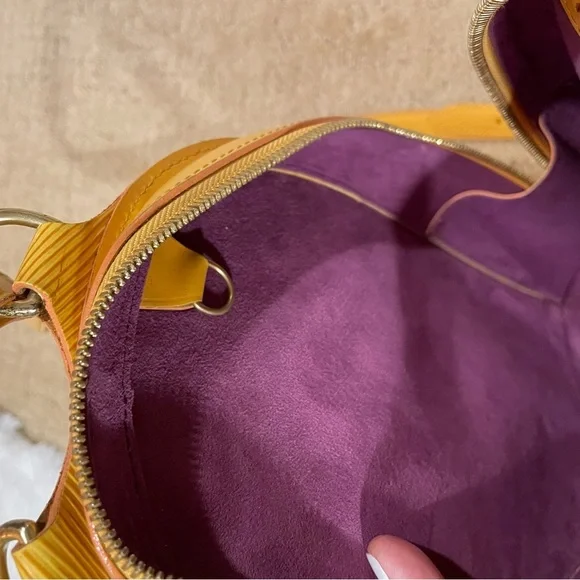 Louis Vuitton Yellow Épi Leather Backpack.VGUC 100% Authentic